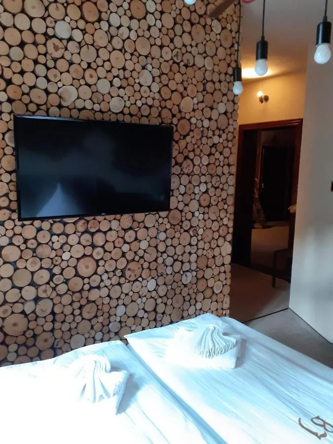 Rezydencja Bialy Jar Karpacz Bed & Breakfast