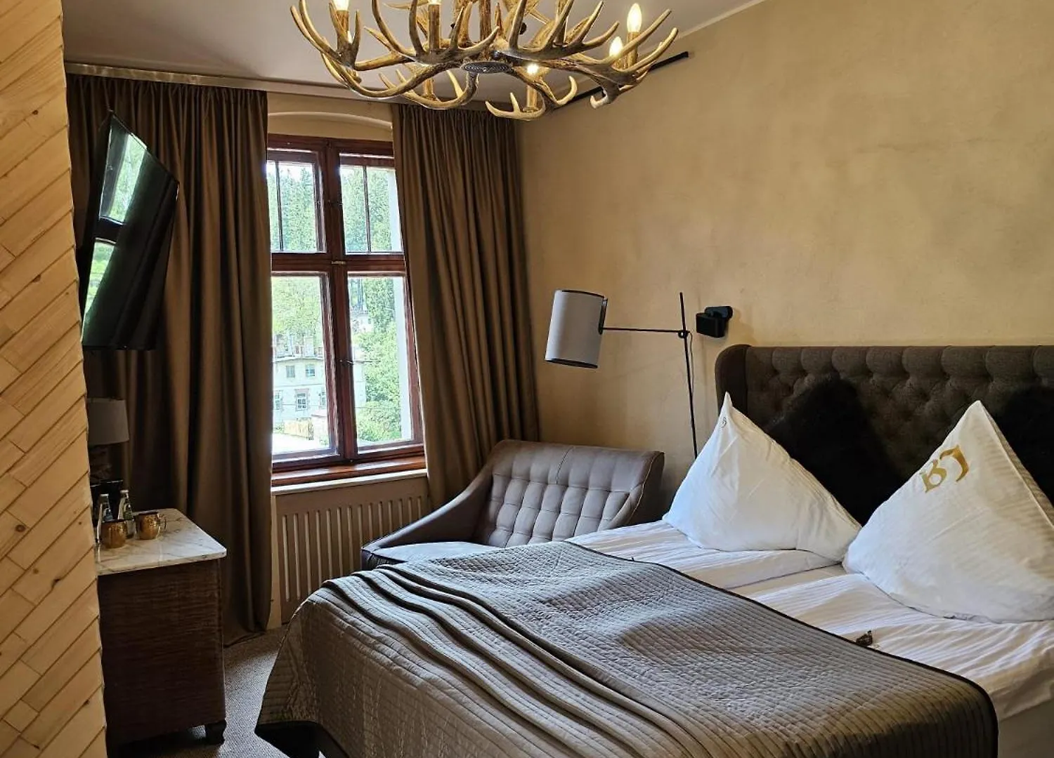 Bed & Breakfast Rezydencja Bialy Jar Karpacz